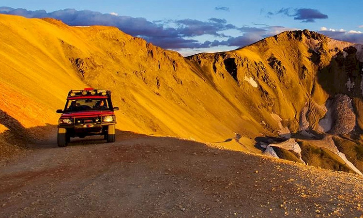 آفرود در کوهستان