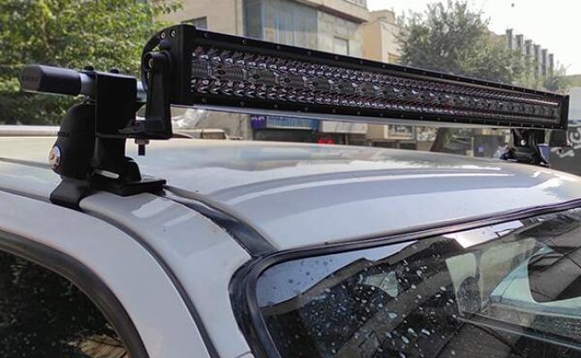 نصب پروژکتور لاینی سقفی لایت بار